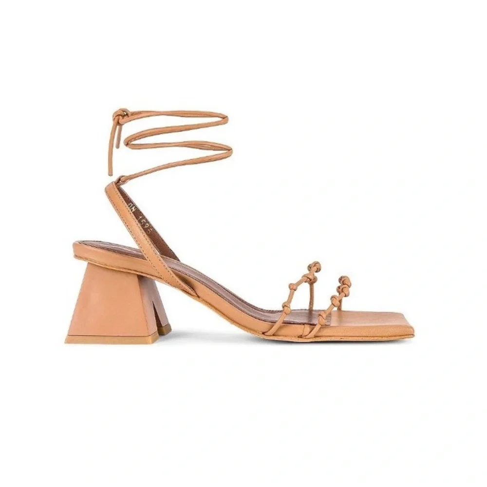 ALOHAS juniper Sandal in Camel, EU: Size 38